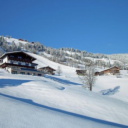 Beautiful Apartment In Brixen In The Thale Бриксен-им-Тале Екстериор снимка