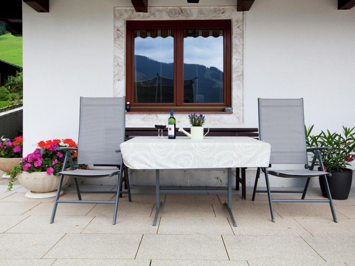 Beautiful Apartment In Brixen In The Thale Бриксен-им-Тале Екстериор снимка