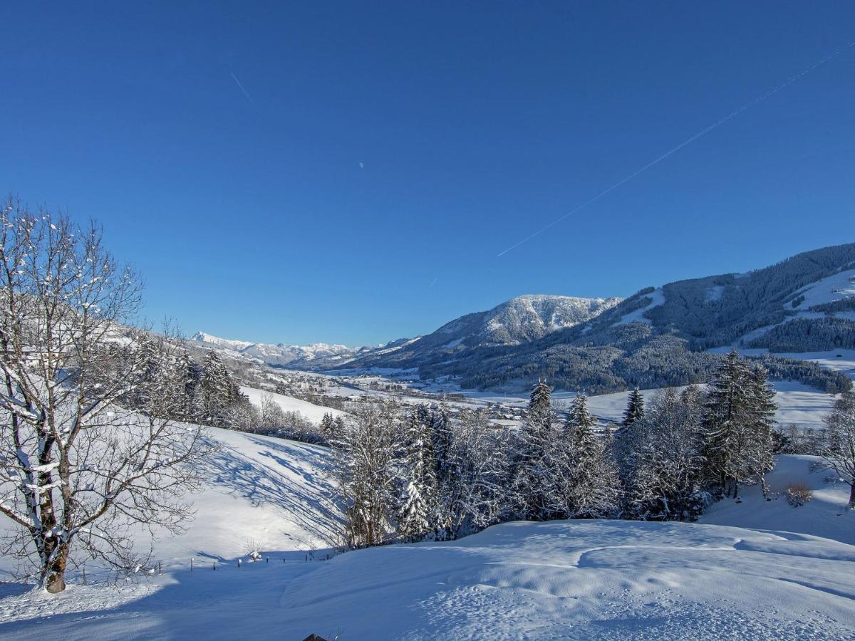 Beautiful Apartment In Brixen In The Thale Бриксен-им-Тале Екстериор снимка